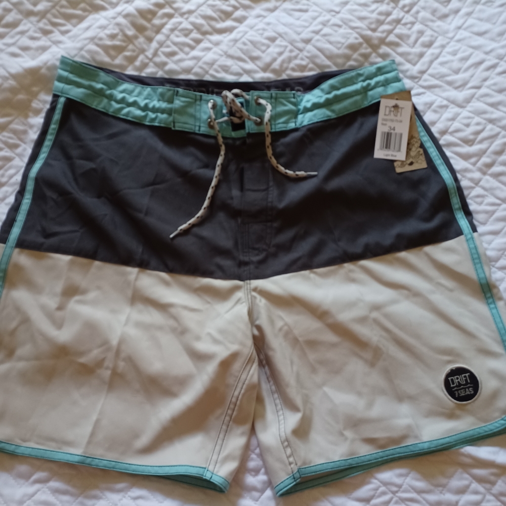 Swim trunaks/ Board shorts